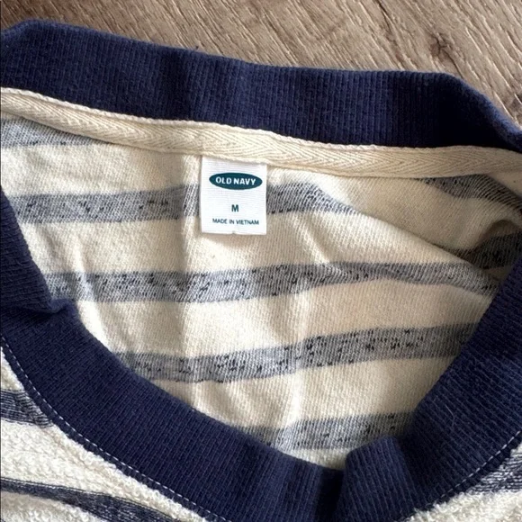 Old navy Women’s Striped Short Sleeve striped Set in Navy and Cream - Picture 3 of 5